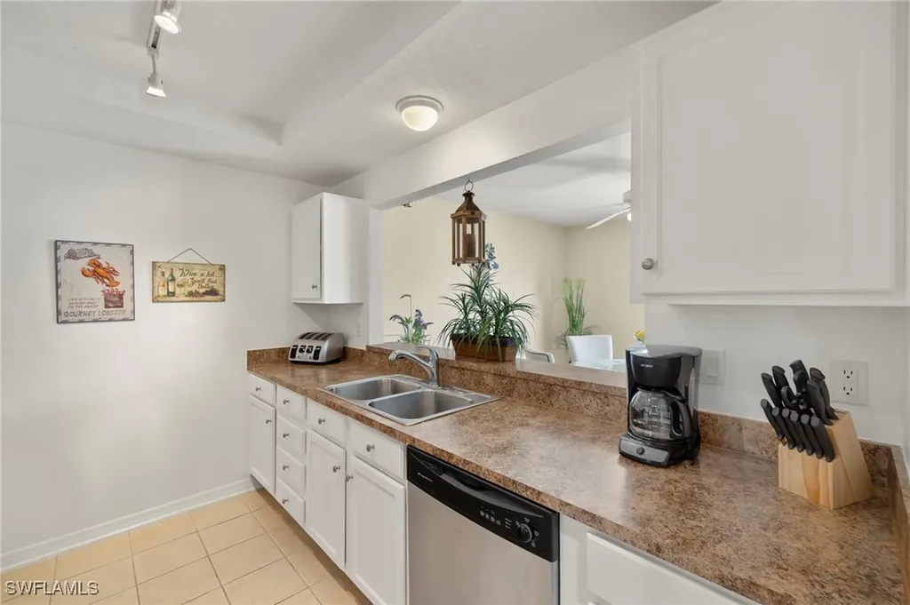 3330 N Key Drive North Fort Myers FL 33903