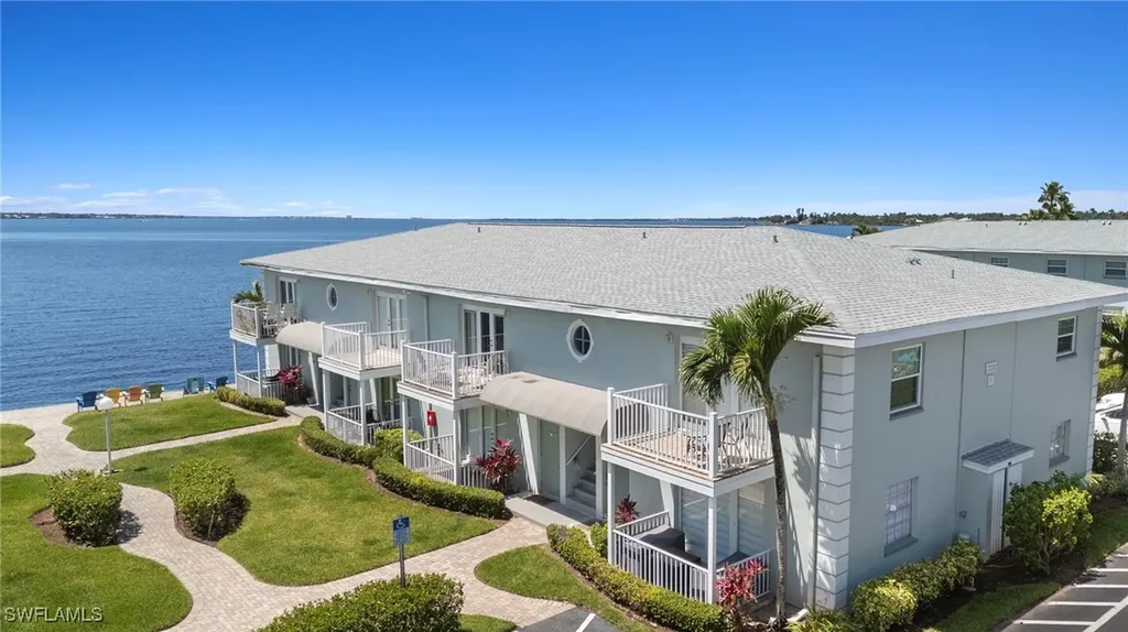 3330 N Key Drive North Fort Myers FL 33903