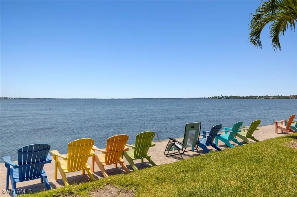 3330 N Key Drive North Fort Myers FL 33903