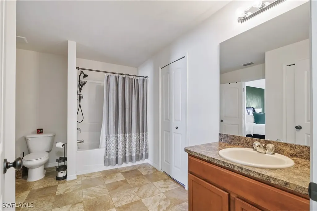 420 SE 13th Court Cape Coral FL 33990