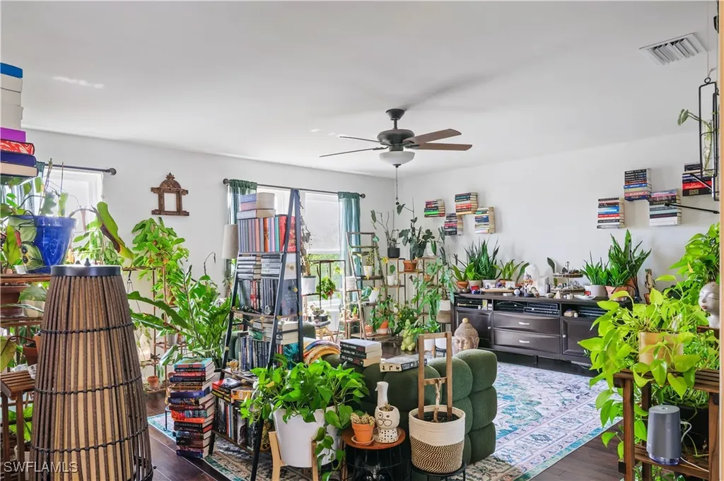 420 SE 13th Court Cape Coral FL 33990