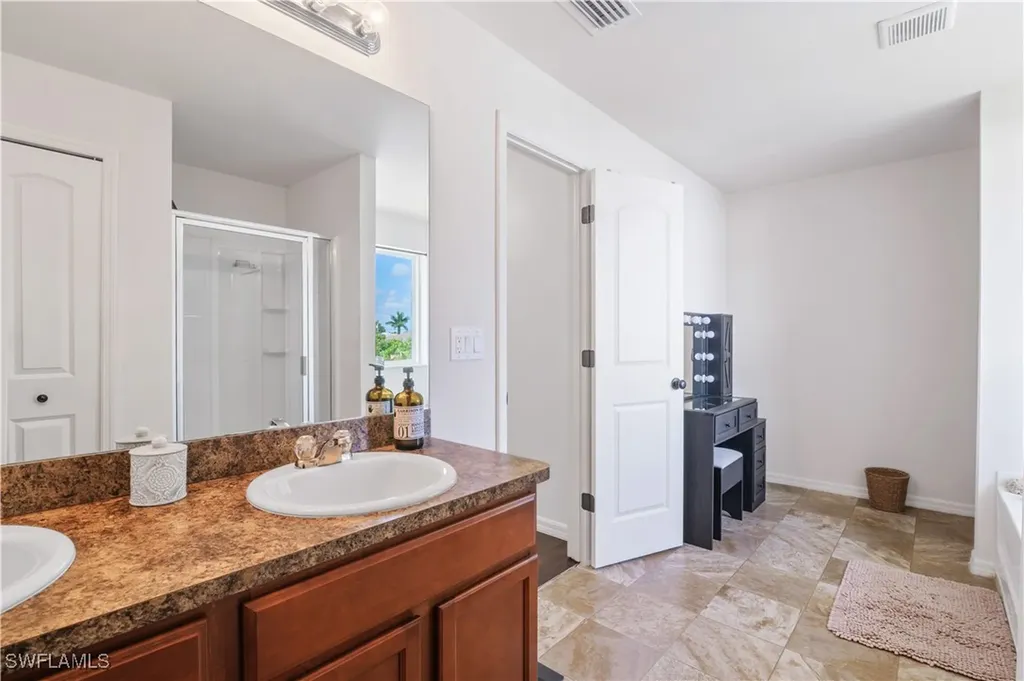 420 SE 13th Court Cape Coral FL 33990