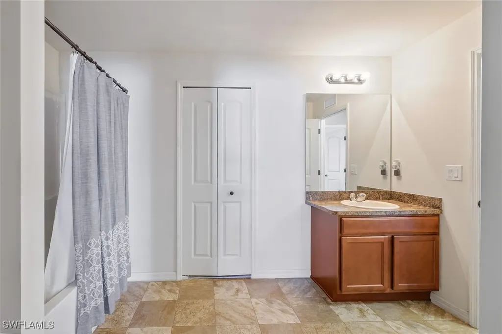 420 SE 13th Court Cape Coral FL 33990
