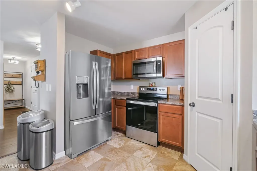 420 SE 13th Court Cape Coral FL 33990