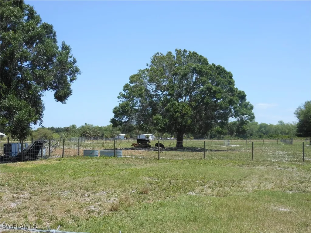 1280 Bonneville Street Labelle FL 33935