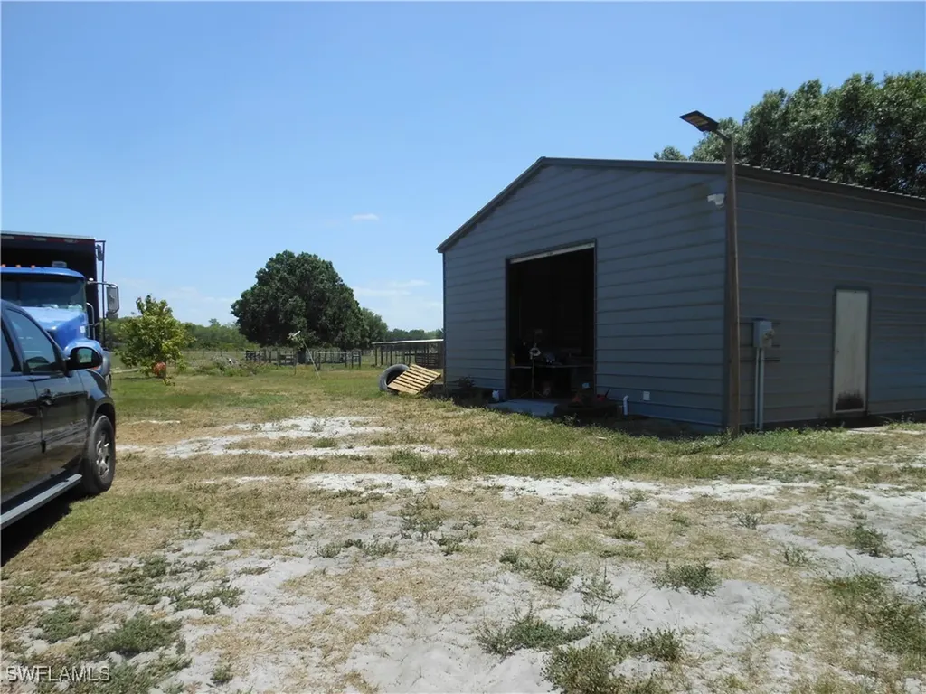 1280 Bonneville Street Labelle FL 33935