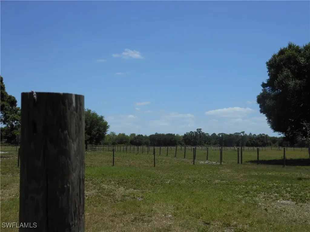 1280 Bonneville Street Labelle FL 33935