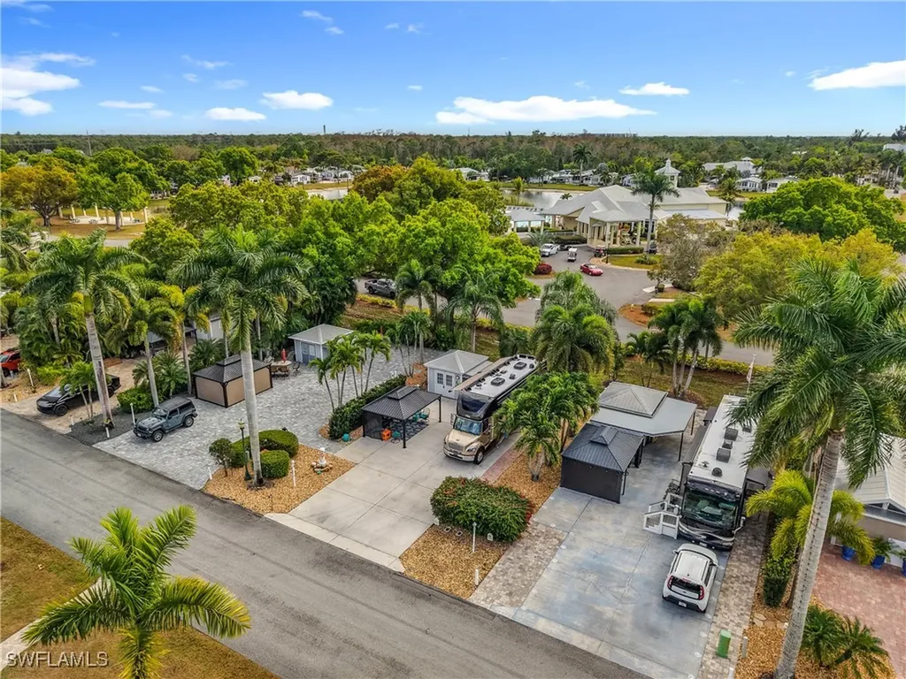 10130 Shadowood Court Fort Myers FL 33905