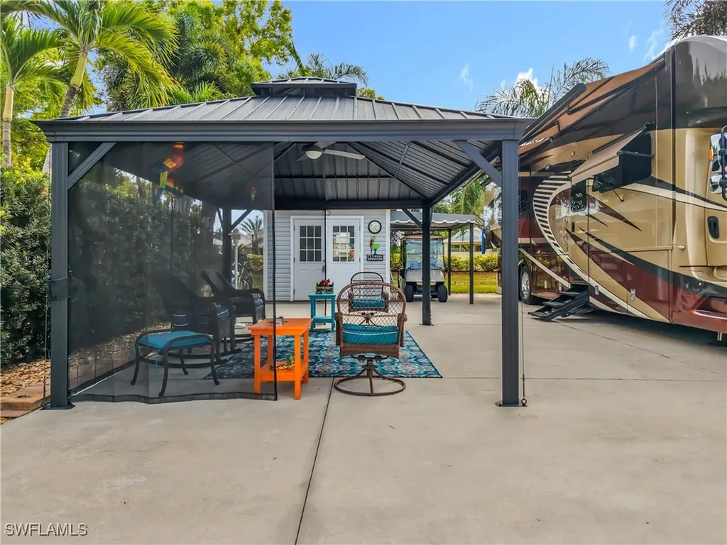 10130 Shadowood Court Fort Myers FL 33905