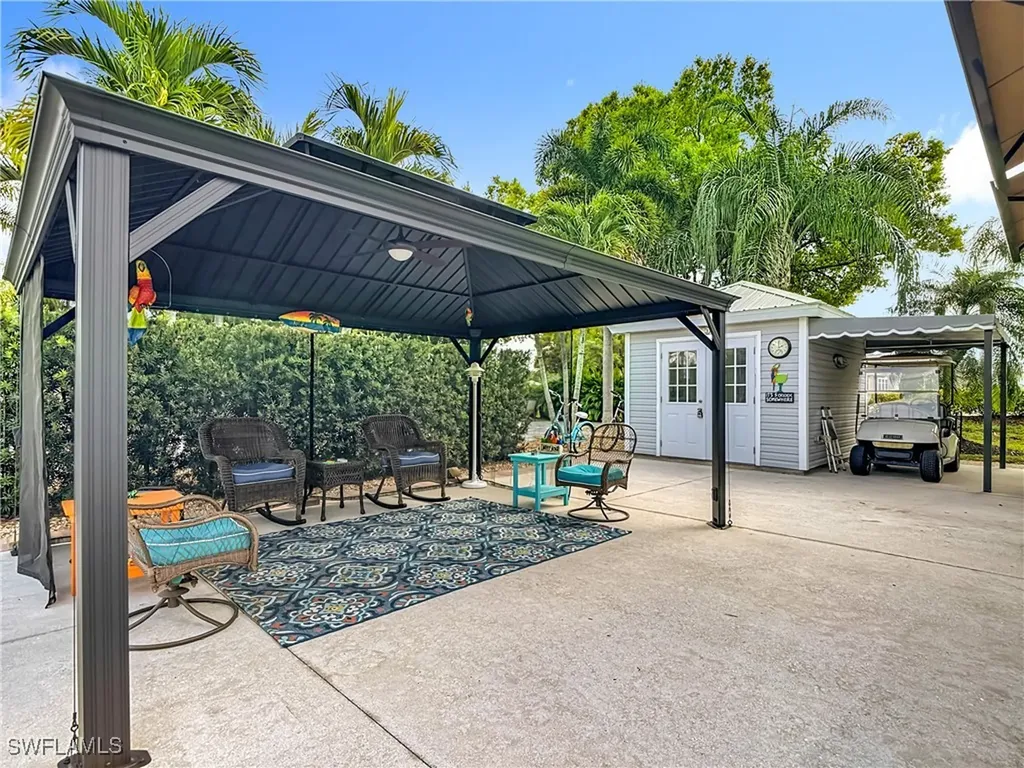 10130 Shadowood Court Fort Myers FL 33905