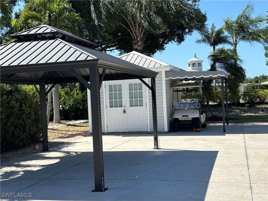 10130 Shadowood Court Fort Myers FL 33905