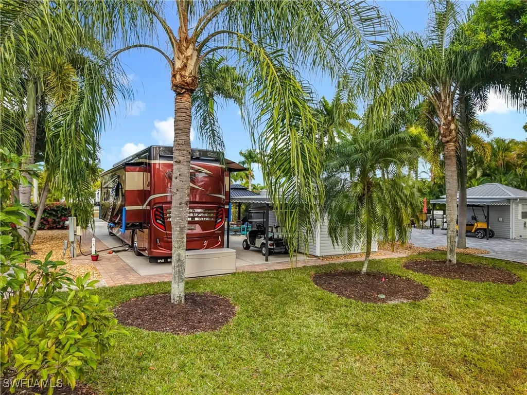 10130 Shadowood Court Fort Myers FL 33905