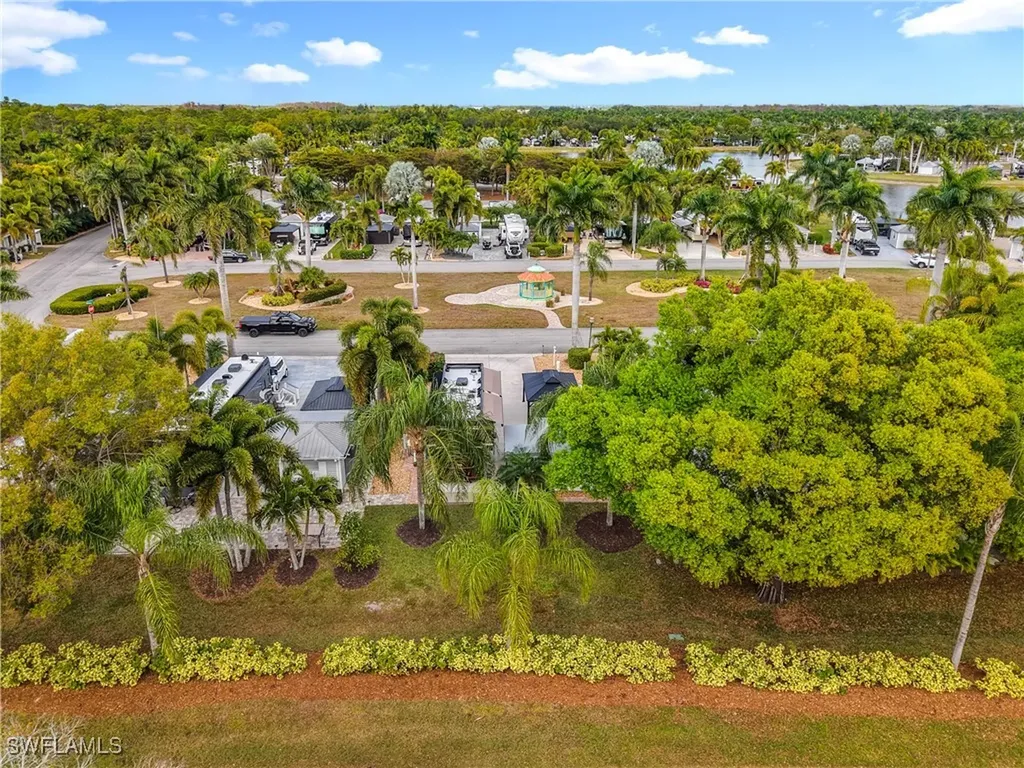 10130 Shadowood Court Fort Myers FL 33905