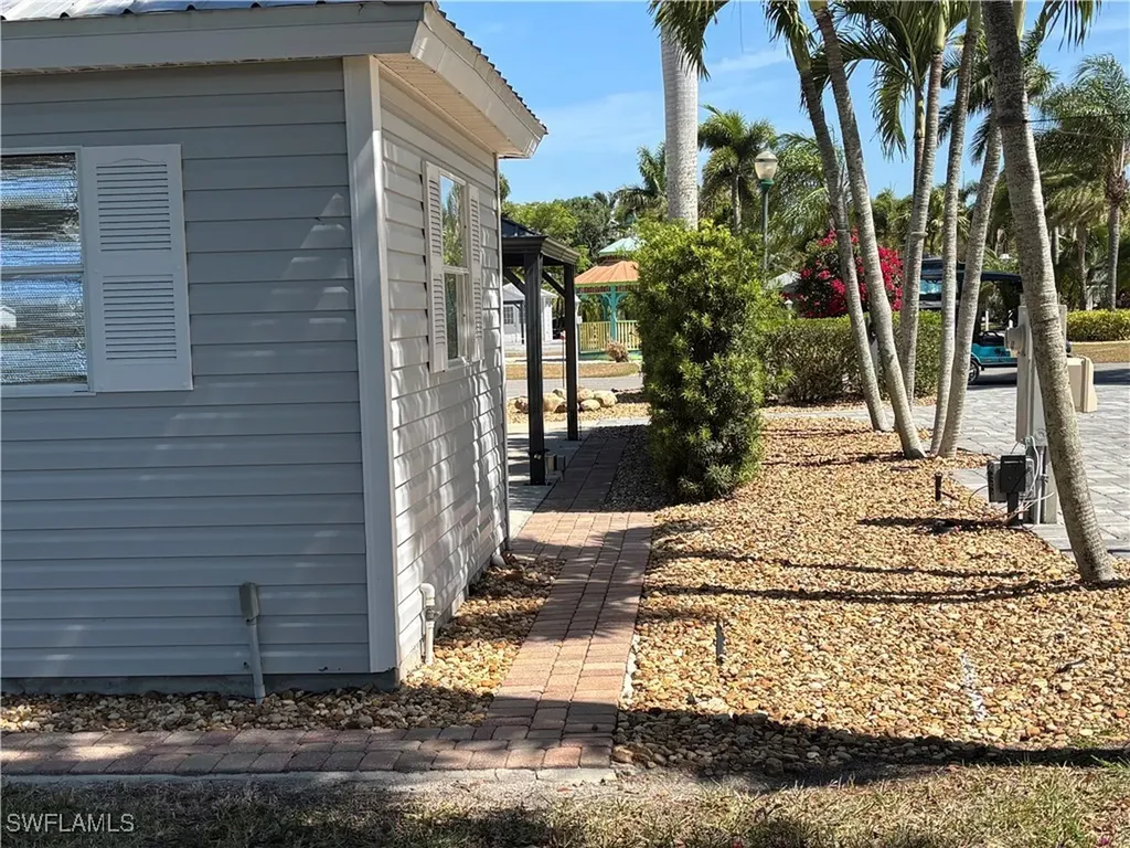 10130 Shadowood Court Fort Myers FL 33905