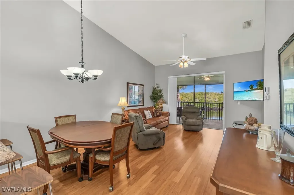 162 Newport Drive Naples FL 34114