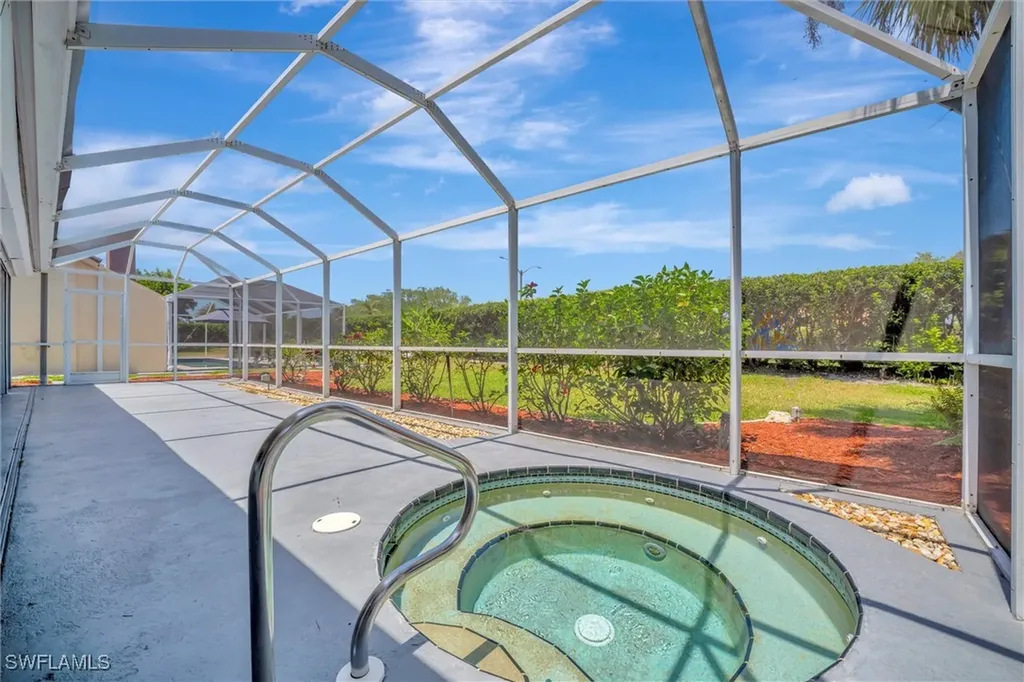 8216 Breton Circle Fort Myers FL 33912