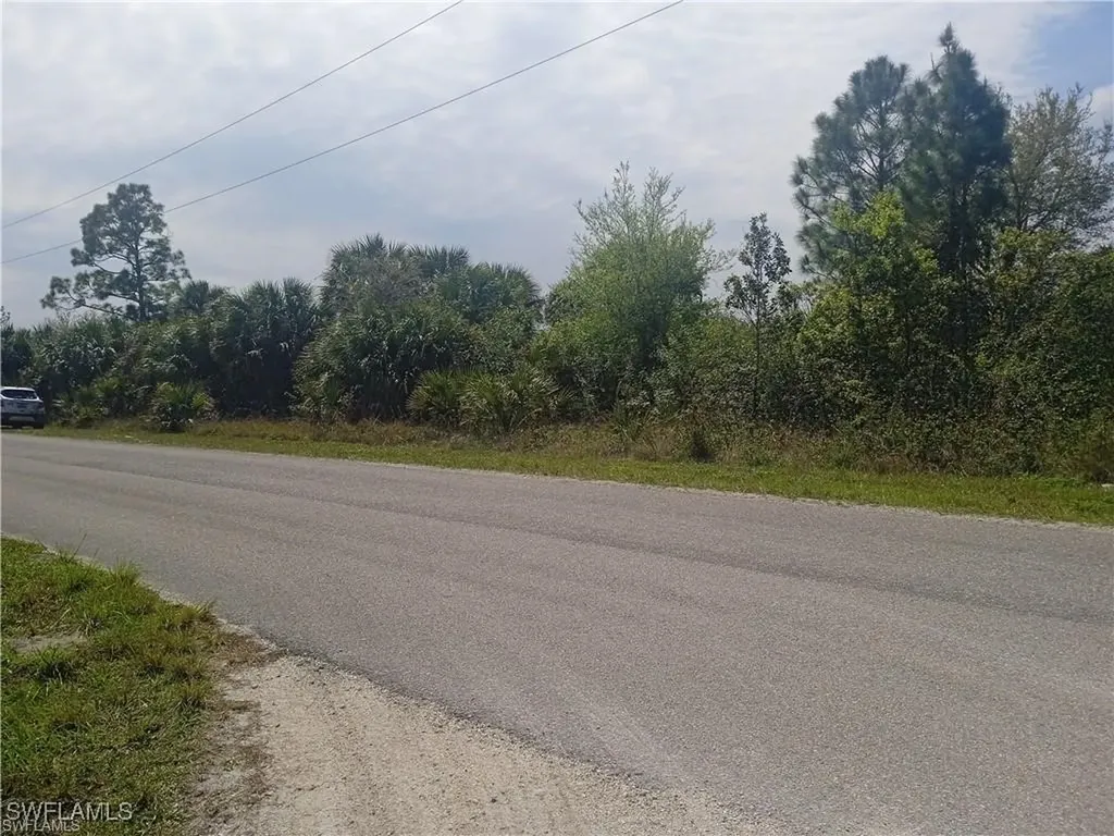 2605 Hanna Avenue N Lehigh Acres FL 33971