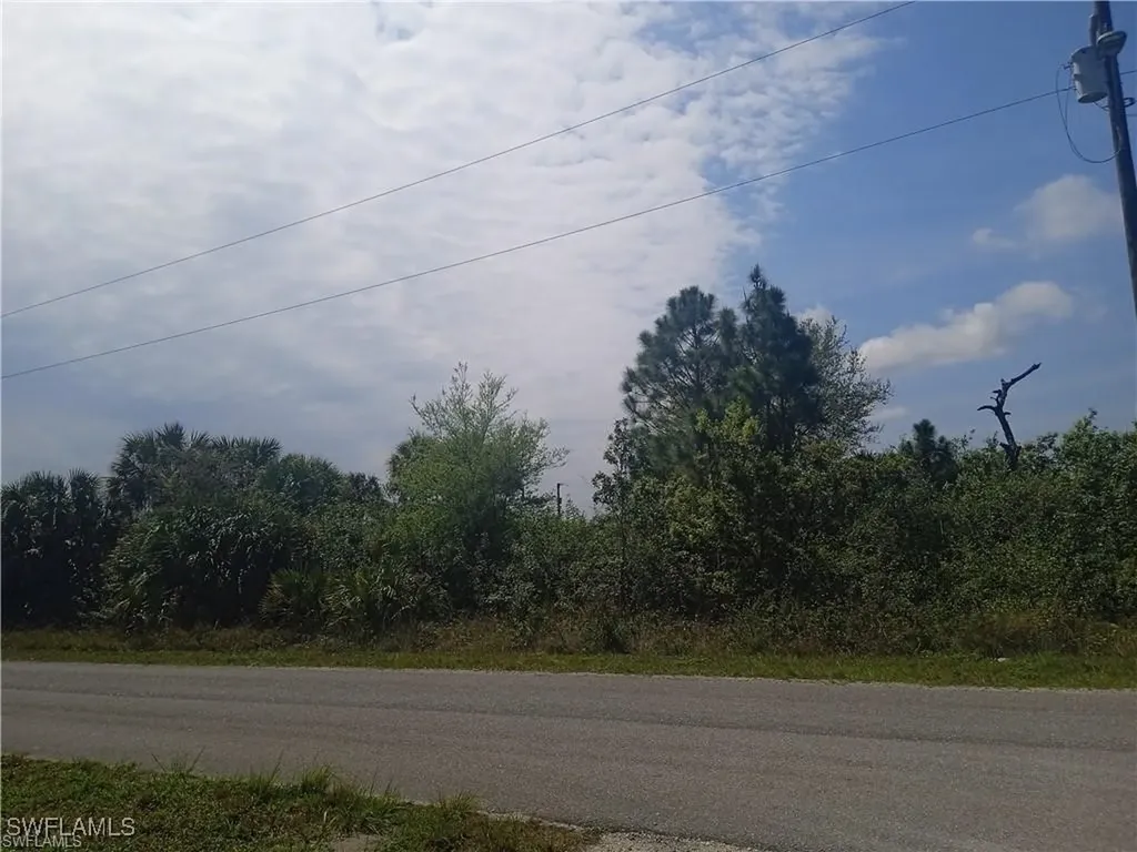 2605 Hanna Avenue N Lehigh Acres FL 33971