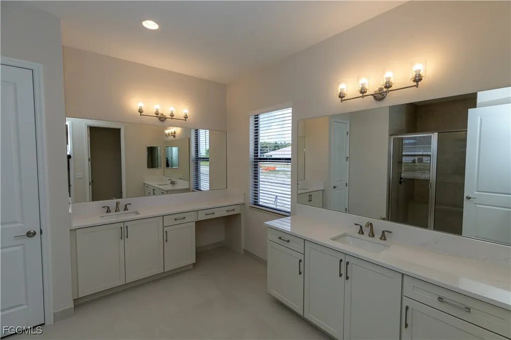 14359 Hogarth Place Fort Myers FL 33905