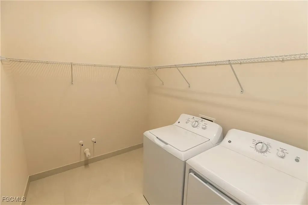 14359 Hogarth Place Fort Myers FL 33905
