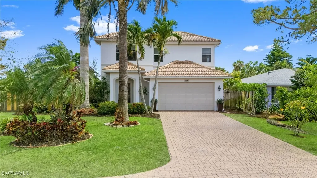 636 102nd Avenue N Naples FL 34108
