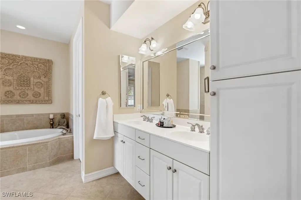 636 102nd Avenue N Naples FL 34108