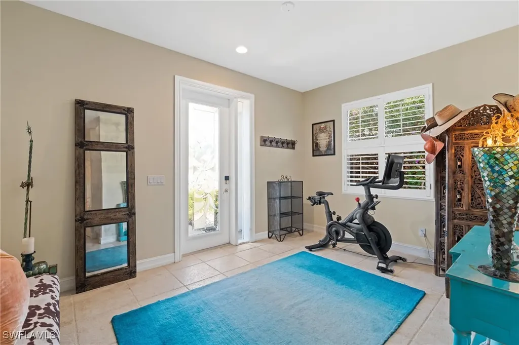 636 102nd Avenue N Naples FL 34108