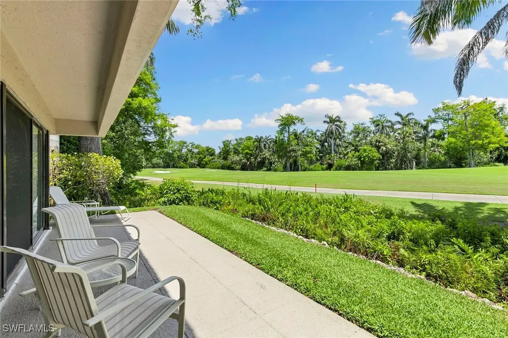 Naples FL, 105 Wilderness Drive, Unit B105