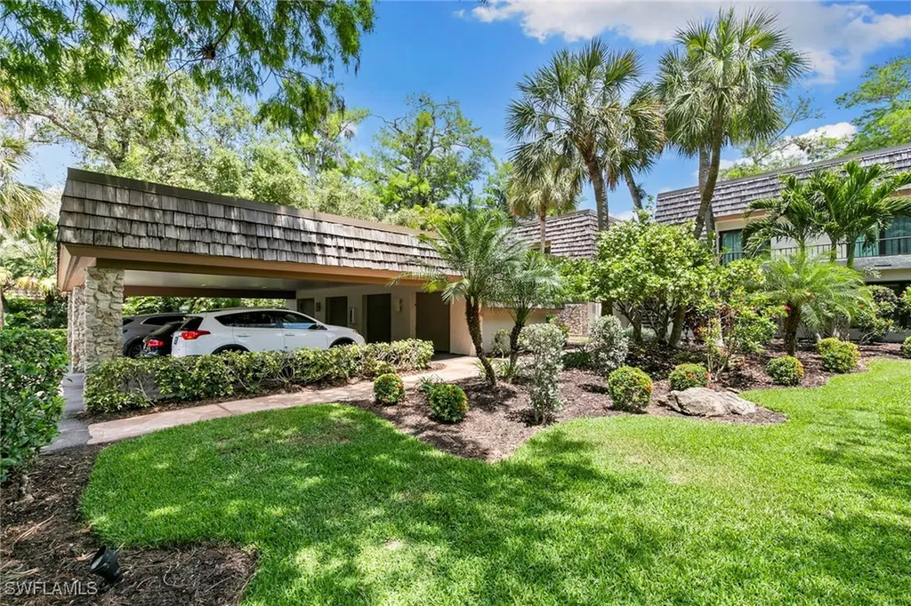 105 Wilderness Drive Naples FL 34105