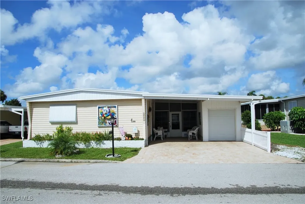 288 Boros Drive North Fort Myers FL 33903