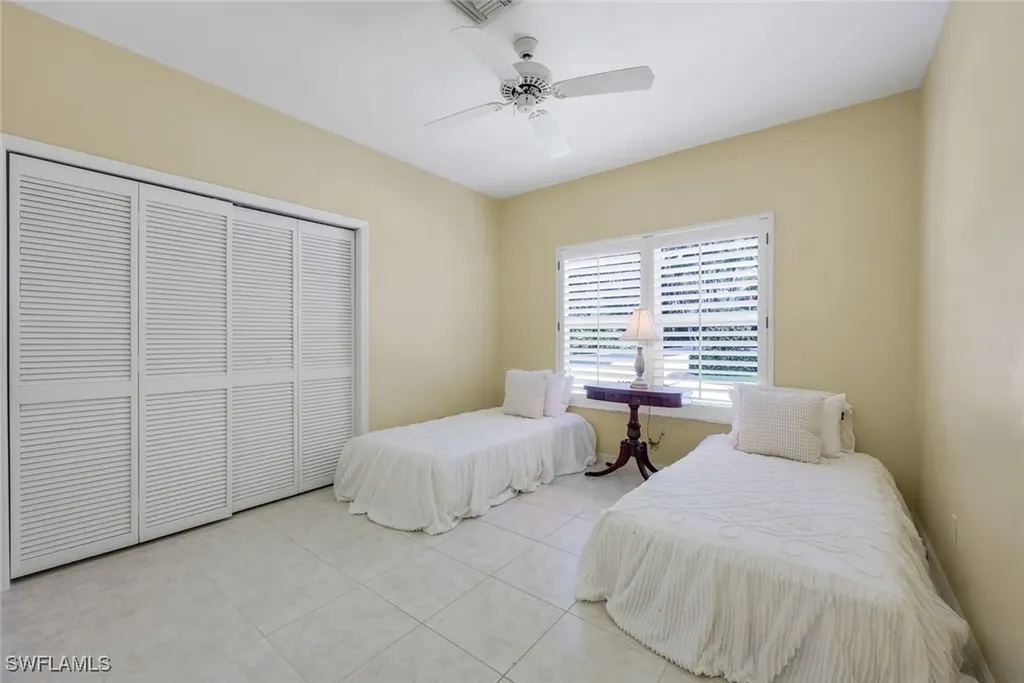 27181 Kindlewood Lane Bonita Springs FL 34134