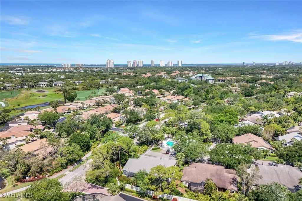 27181 Kindlewood Lane Bonita Springs FL 34134