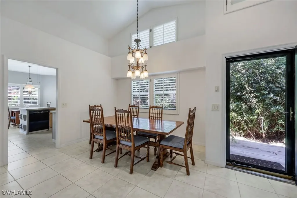 27181 Kindlewood Lane Bonita Springs FL 34134