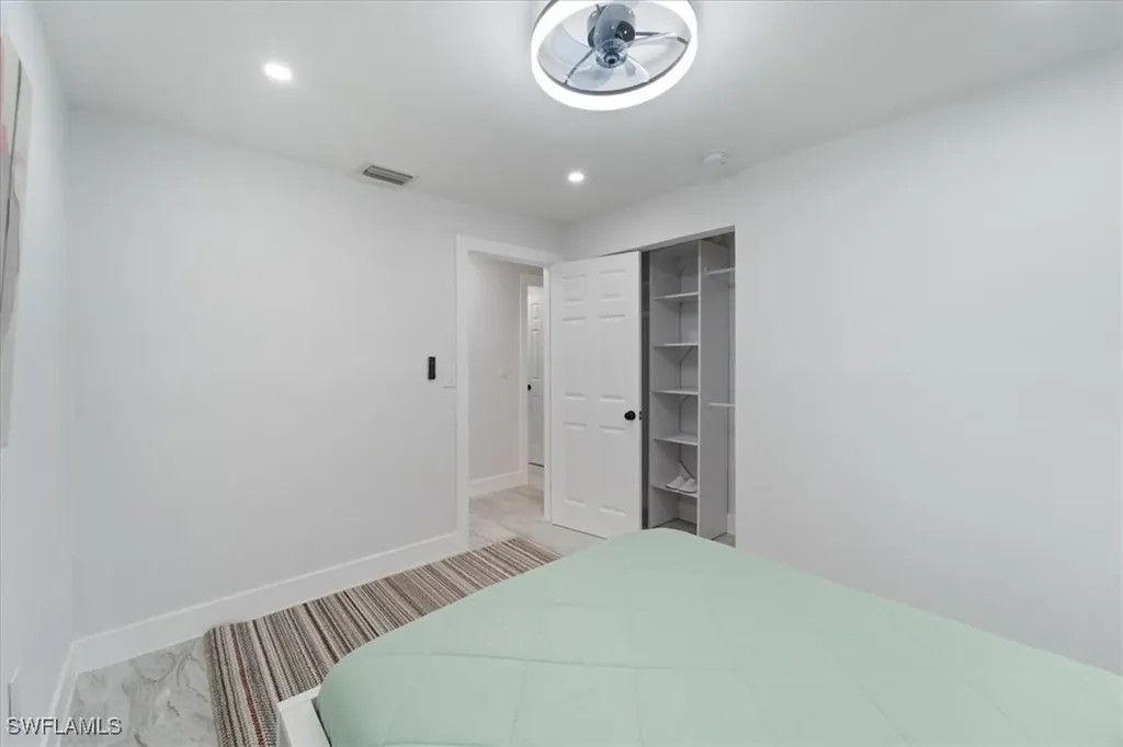 1115 Central Drive Naples FL 34104