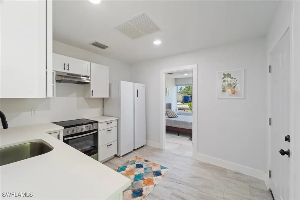 1115 Central Drive Naples FL 34104