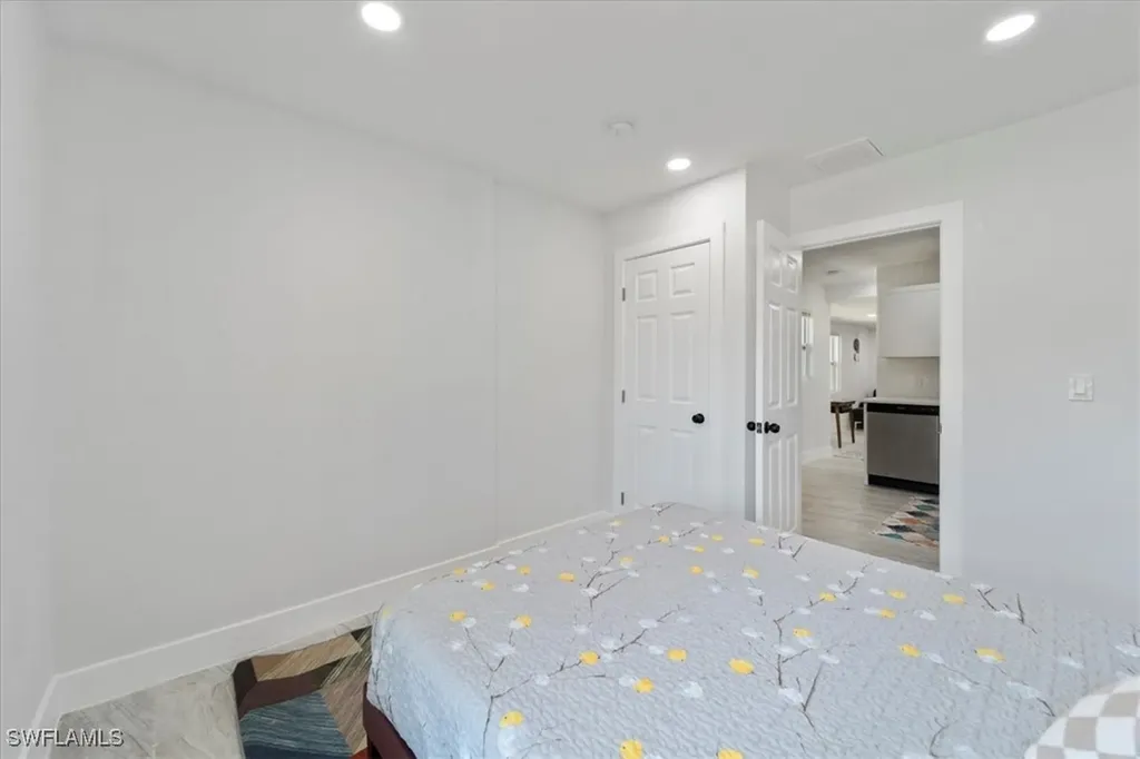 1115 Central Drive Naples FL 34104