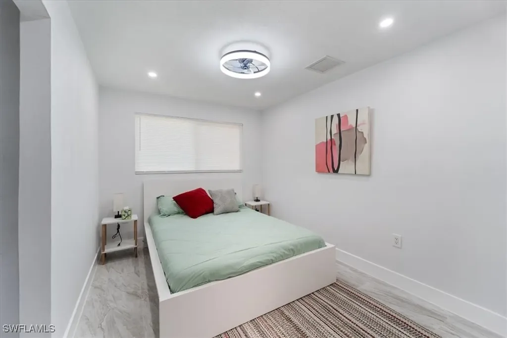 1115 Central Drive Naples FL 34104