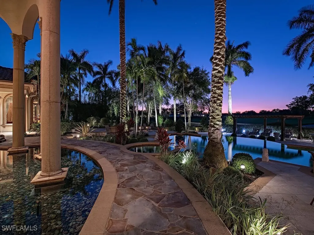 9663 Mashie Court Naples FL 34108