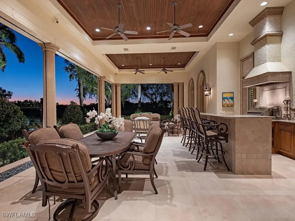 9663 Mashie Court Naples FL 34108