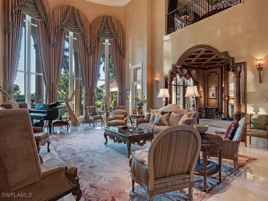 9663 Mashie Court Naples FL 34108