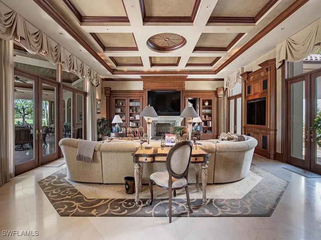 9663 Mashie Court Naples FL 34108