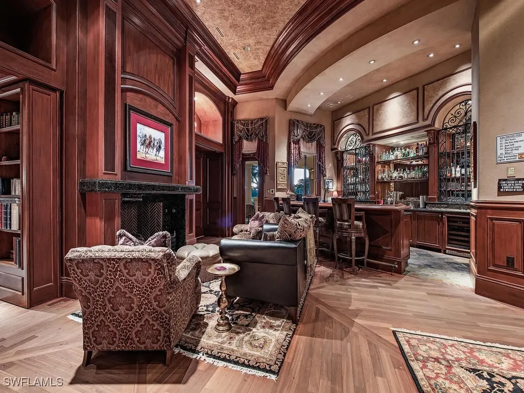 9663 Mashie Court Naples FL 34108