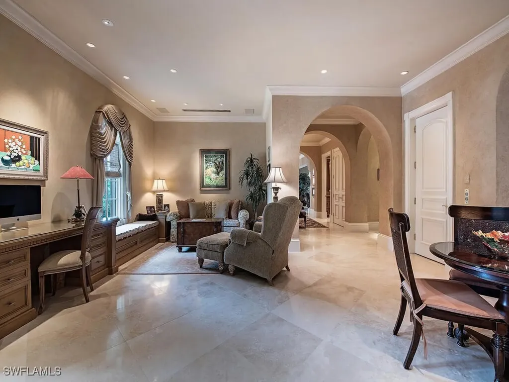 9663 Mashie Court Naples FL 34108