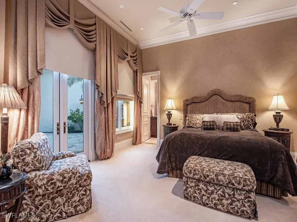 9663 Mashie Court Naples FL 34108