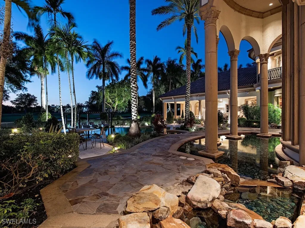 9663 Mashie Court Naples FL 34108