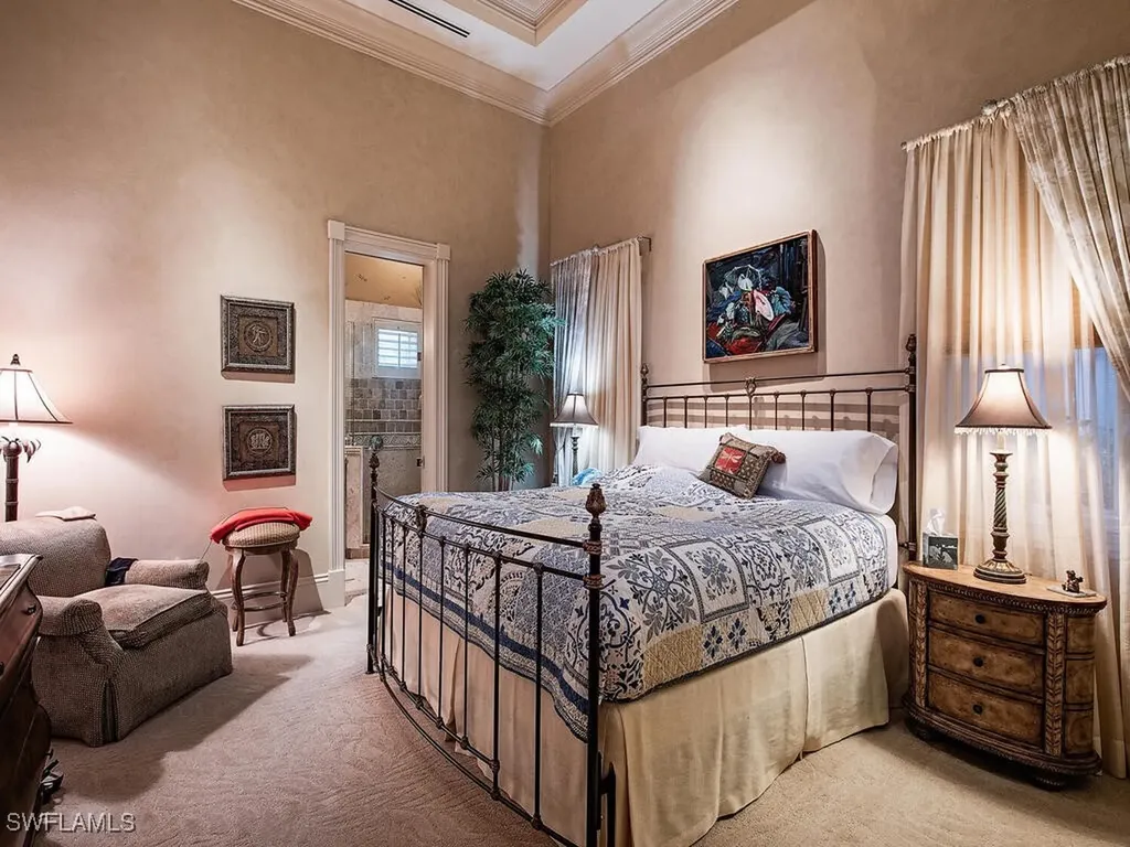 9663 Mashie Court Naples FL 34108
