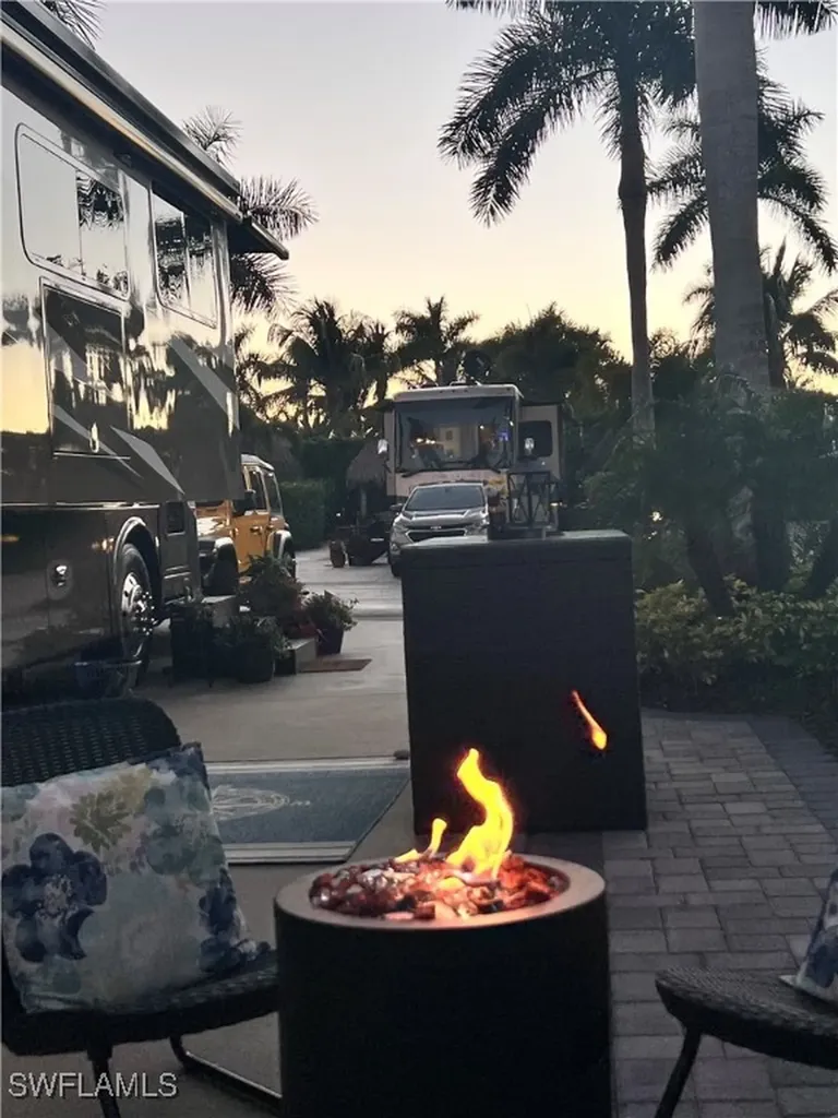 13575 Snook Circle Naples FL 34114