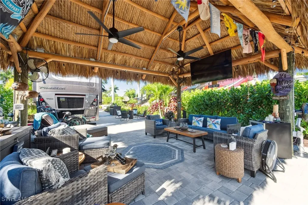 13575 Snook Circle Naples FL 34114