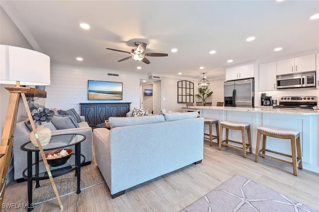 3200 Gulf Shore Boulevard N Naples FL 34103