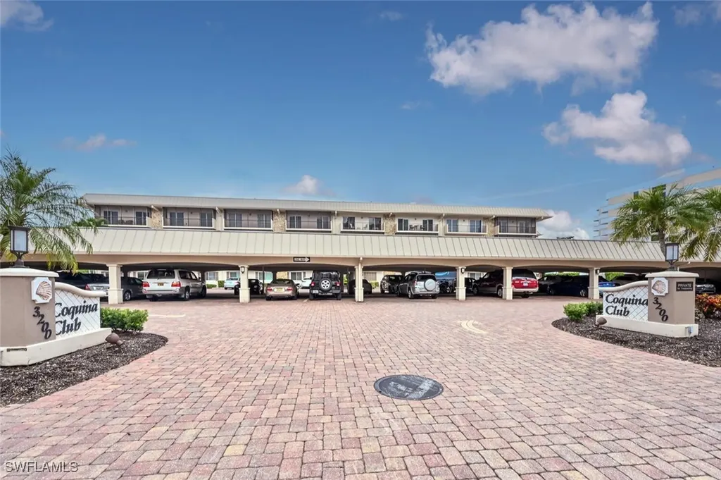 3200 Gulf Shore Boulevard N Naples FL 34103